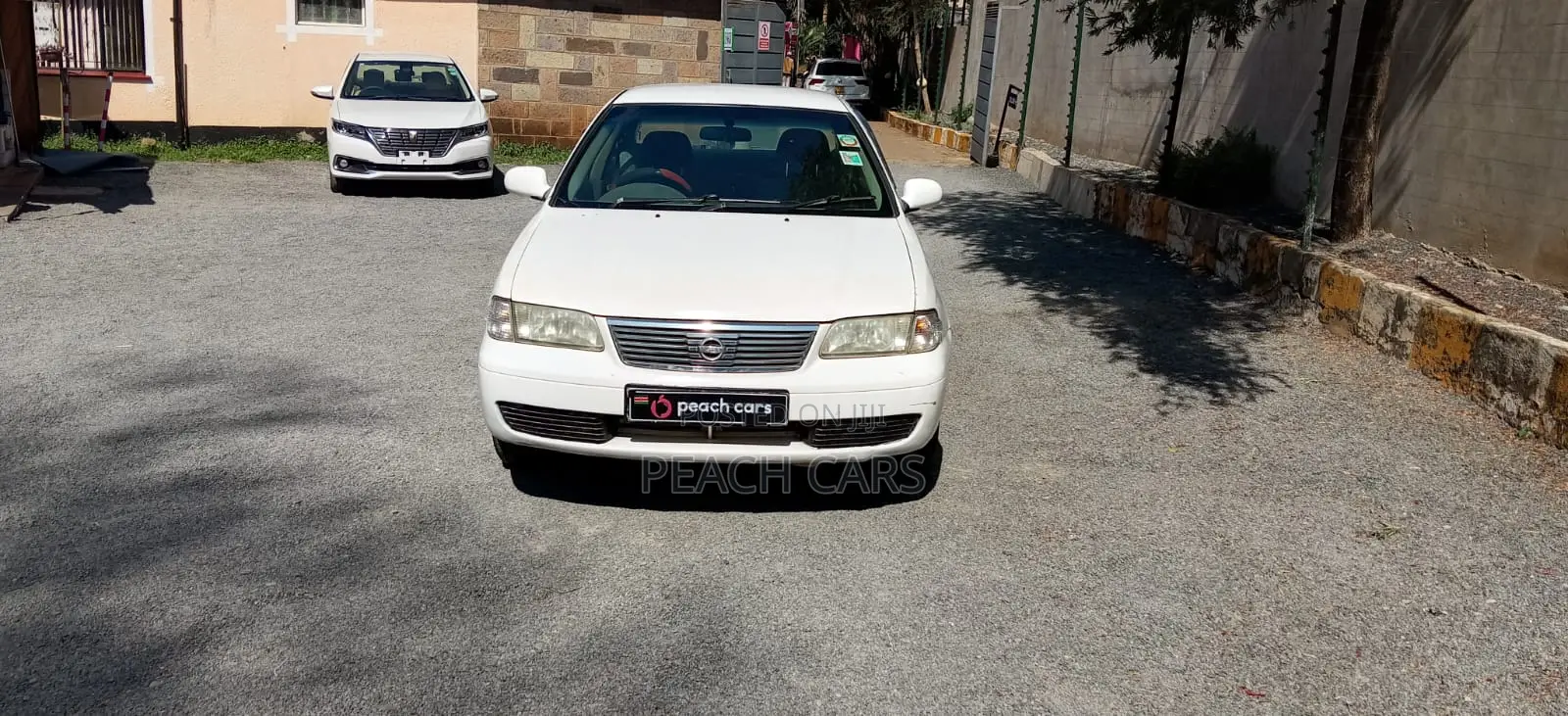 Nissan Sunny 2003 White