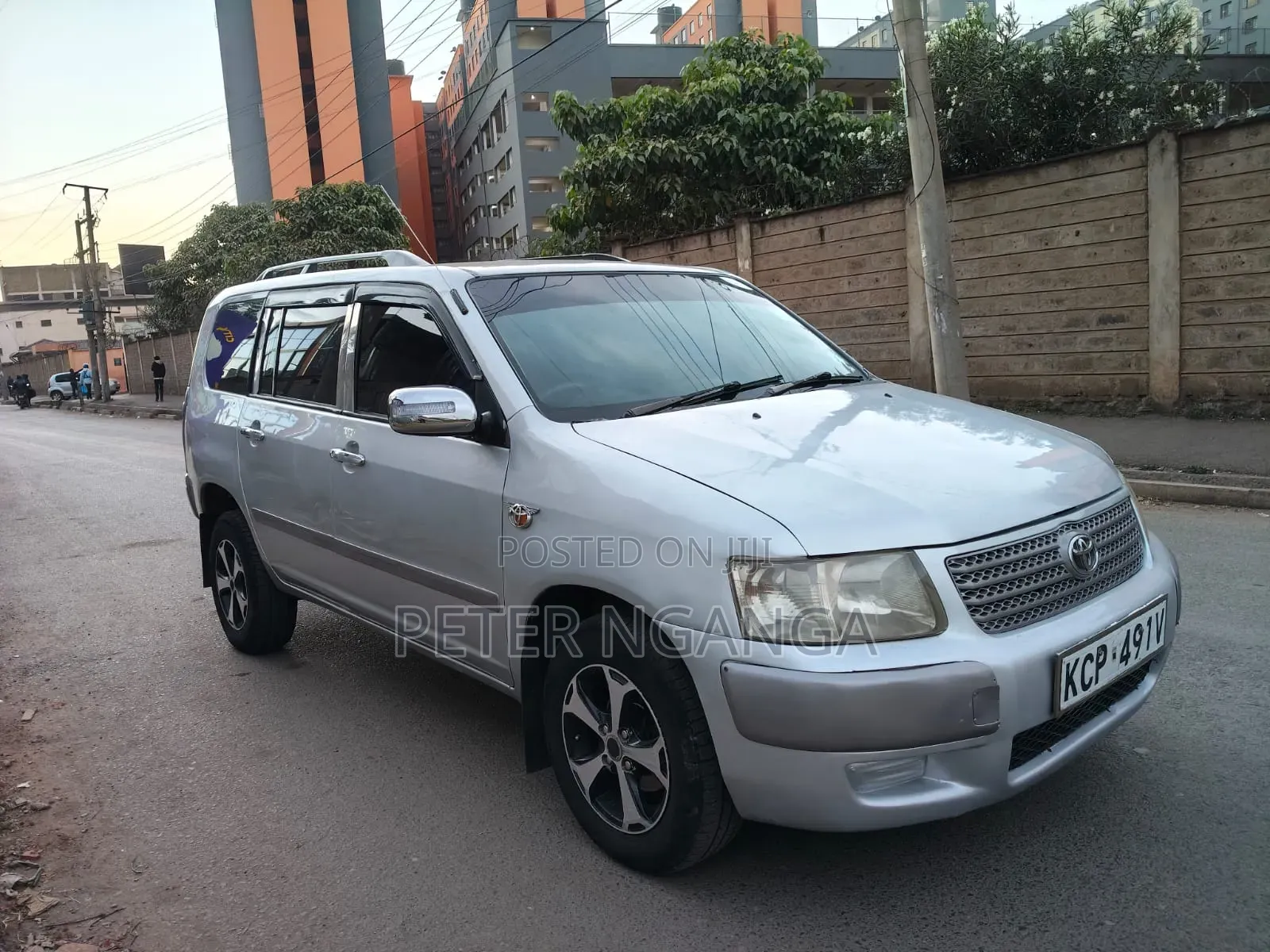 Toyota Succeed 2012 Silver