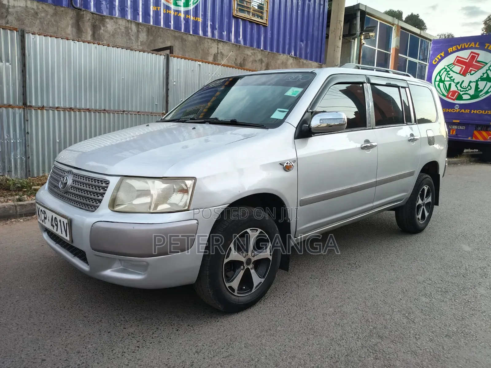 Toyota Succeed 2012 Silver