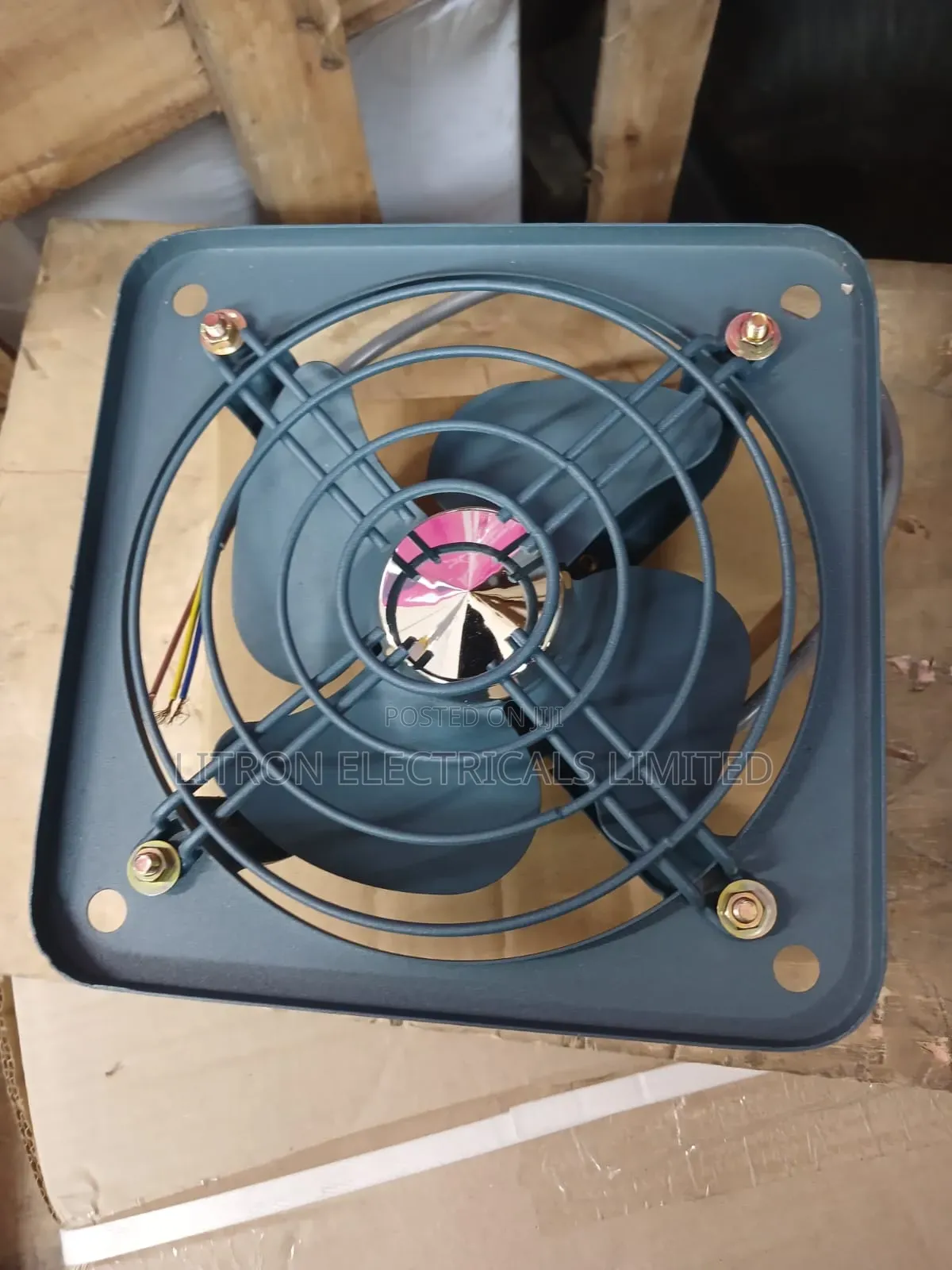 Metallic Ventilating Fan 6"