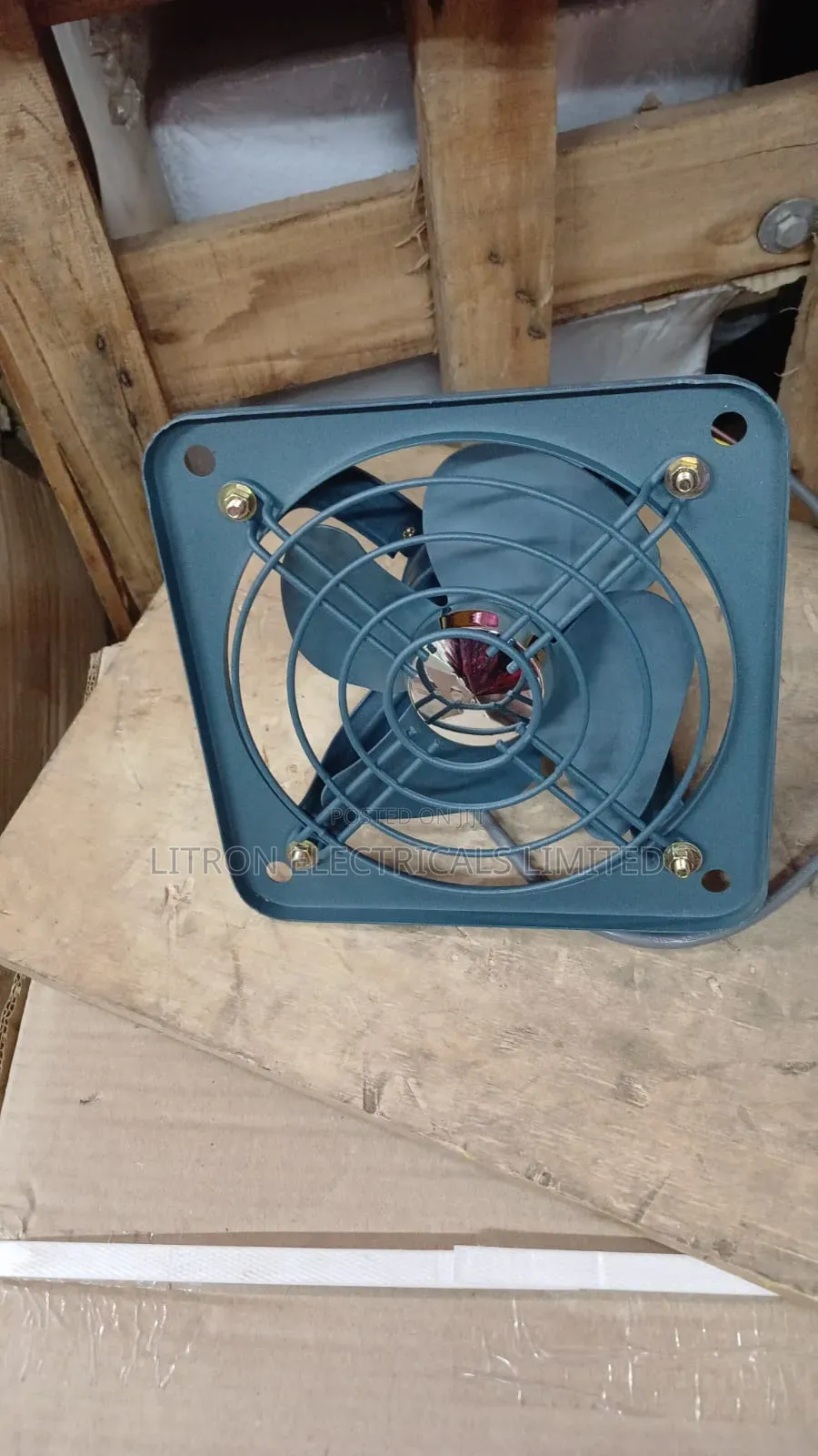 Metallic Ventilating Fan 6"