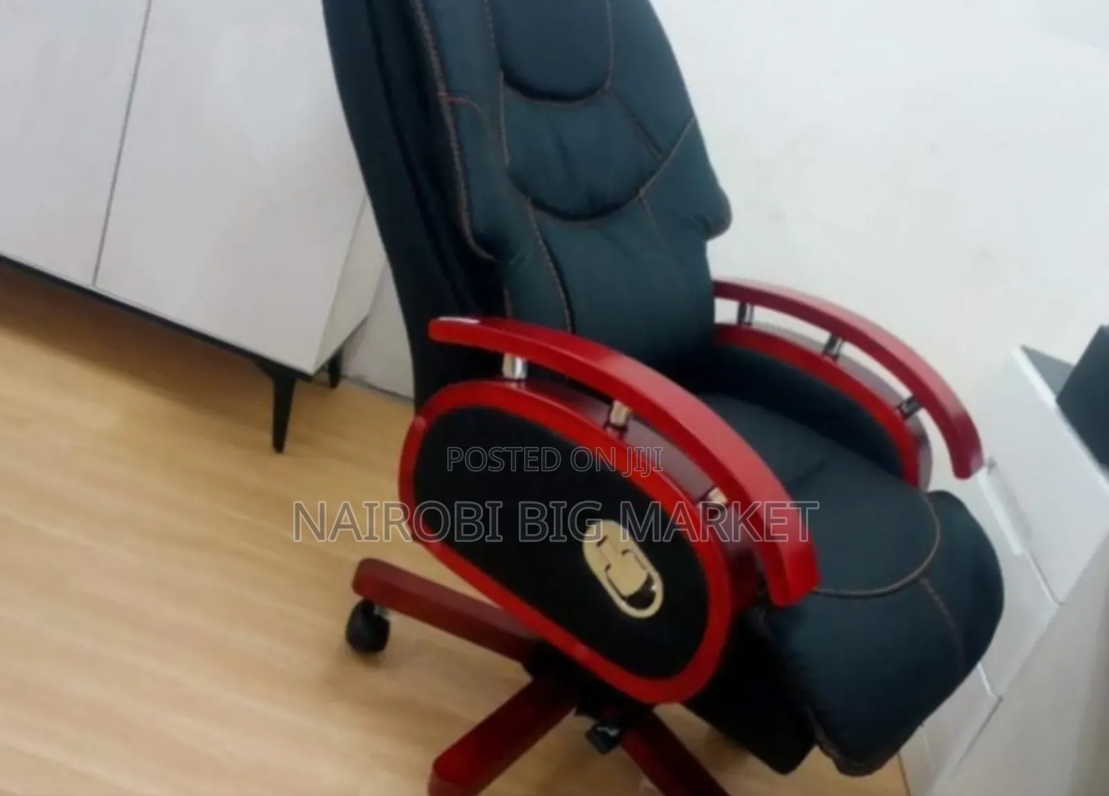 Boosy Executive High Back Recliner Office Chair Leather