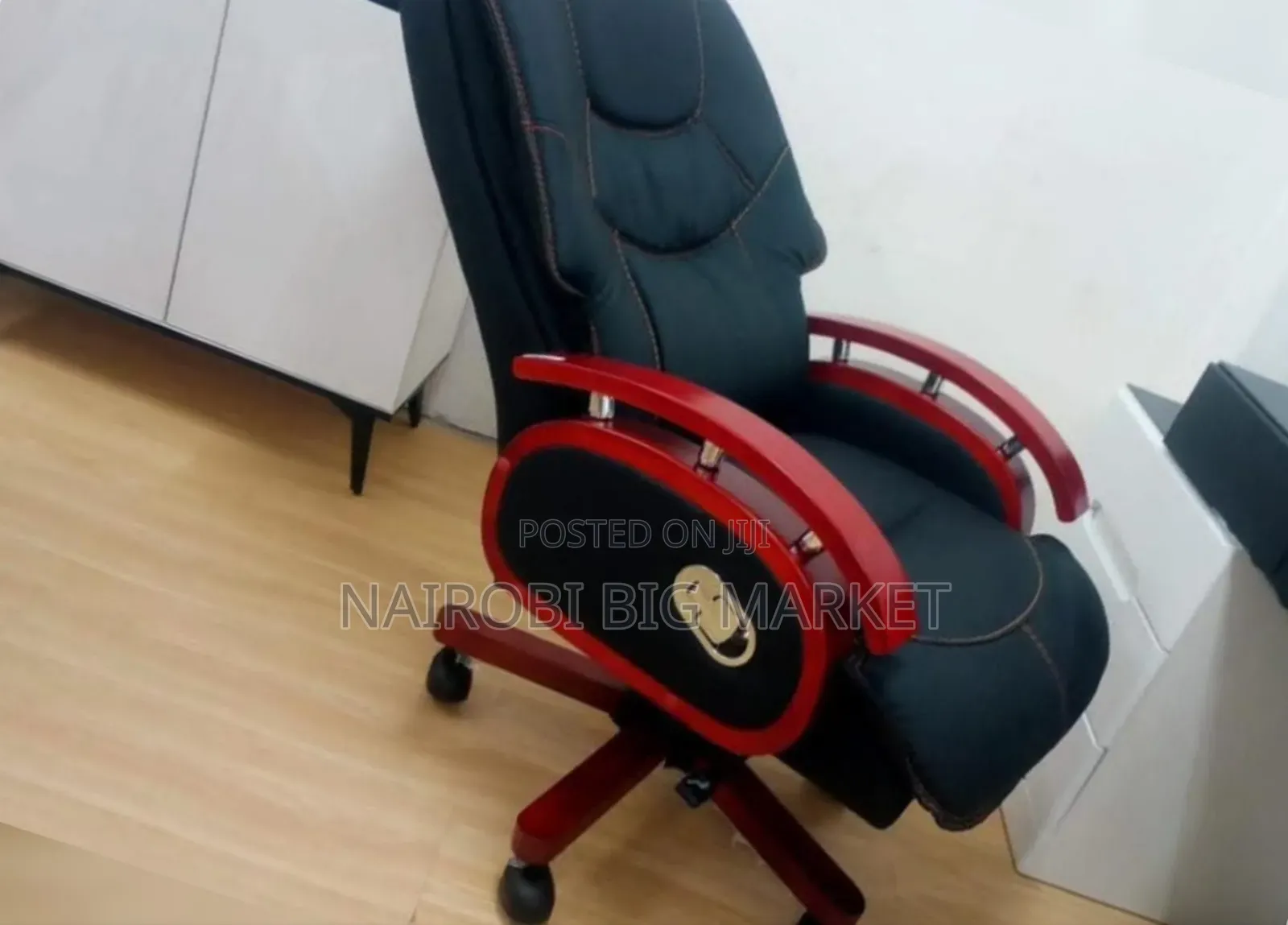 Boosy Executive High Back Recliner Office Chair Leather