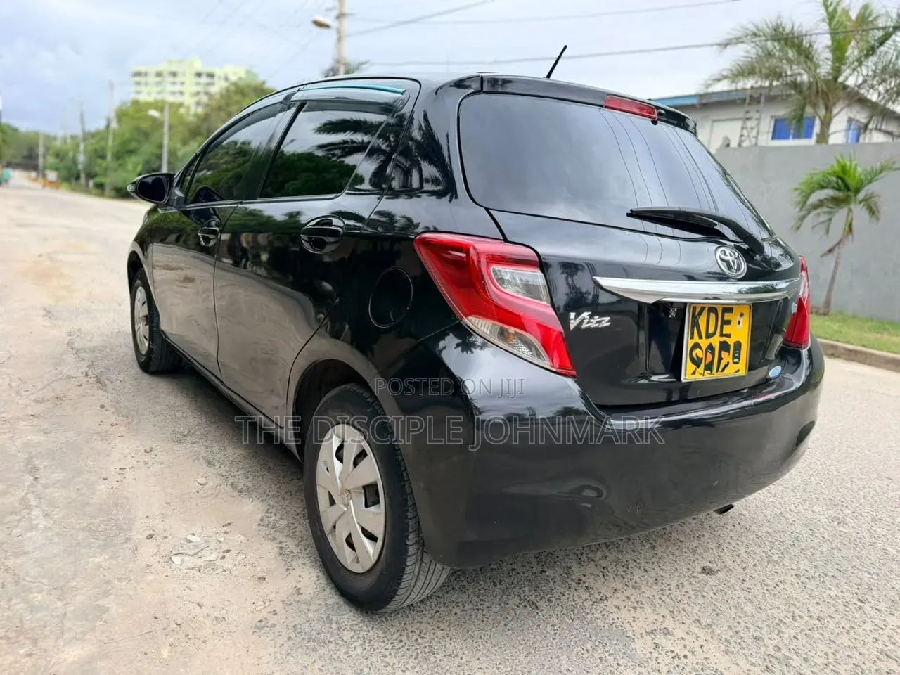 Toyota Vitz 2014 Black
