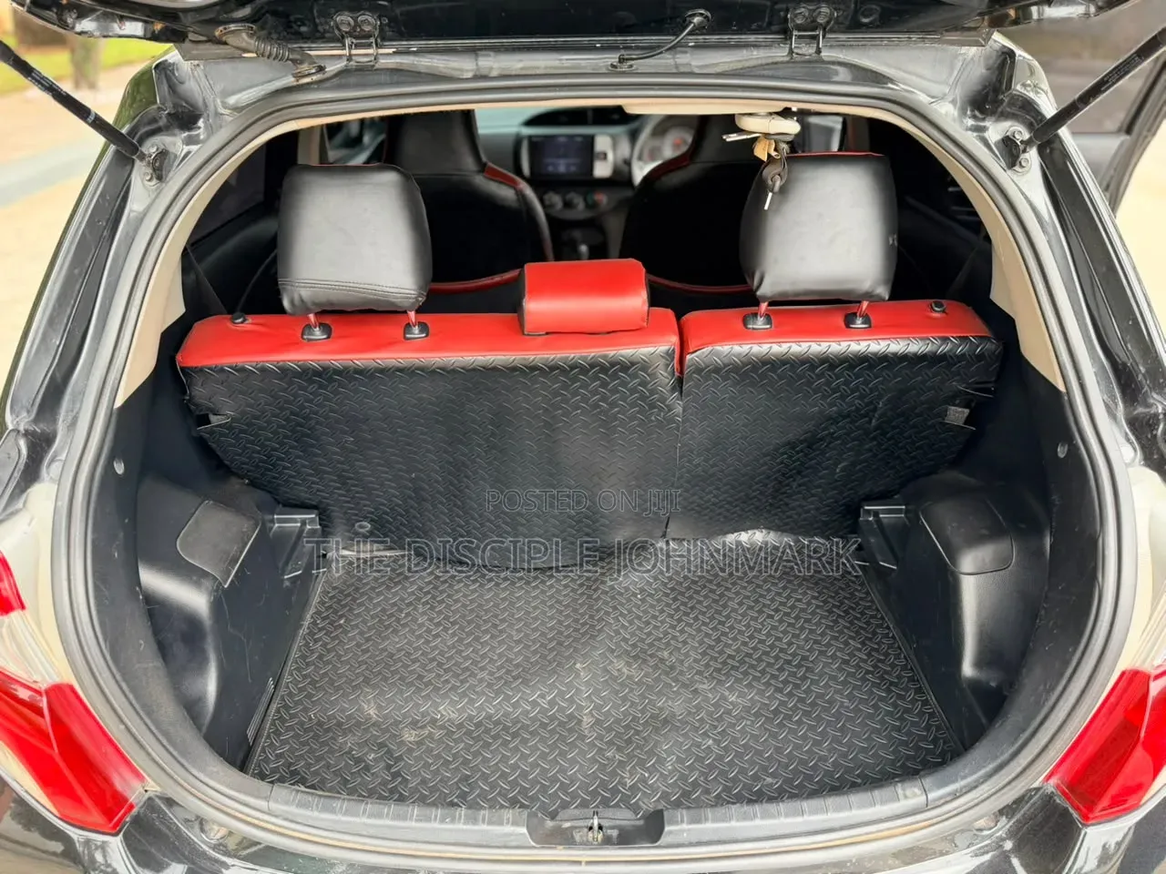 Toyota Vitz 2014 Black