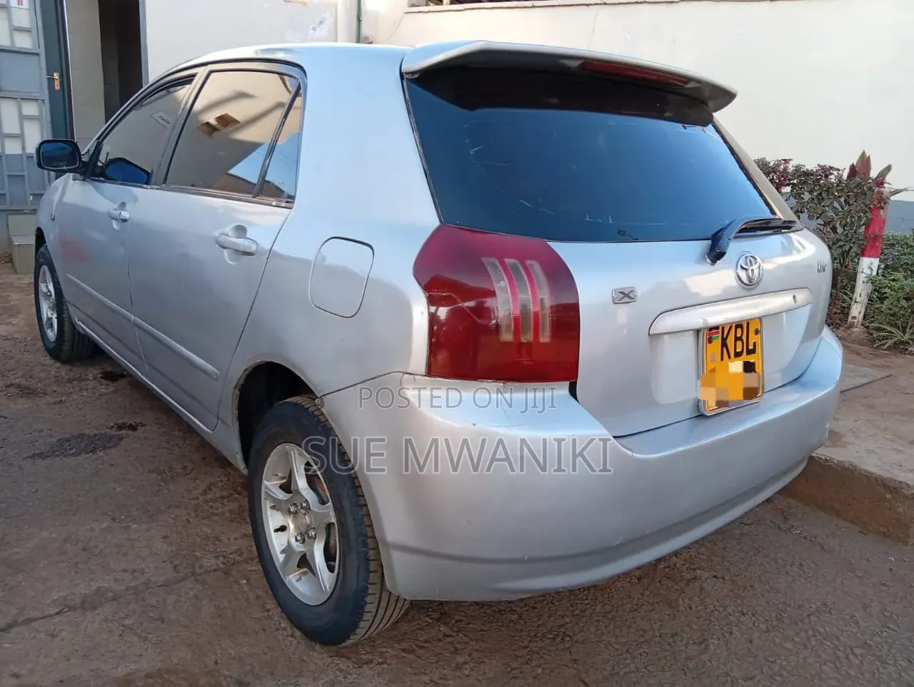 Toyota Corolla RunX 2004 Silver