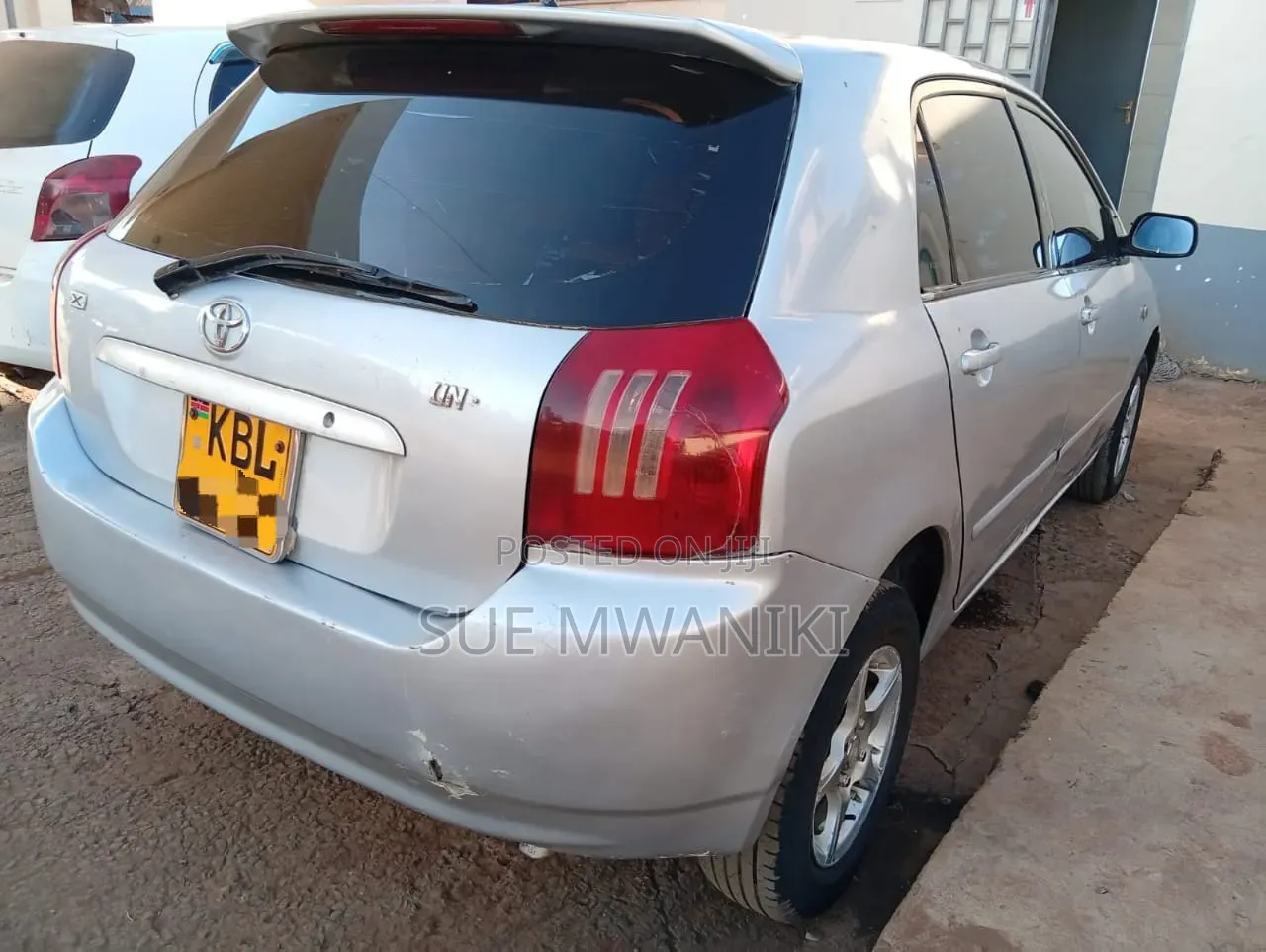 Toyota Corolla RunX 2004 Silver