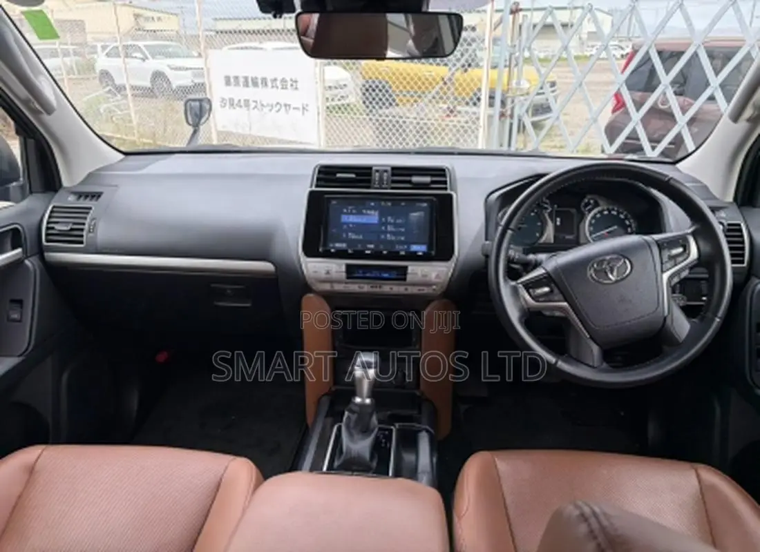 Toyota Land Cruiser Prado 2.8 2021 Black