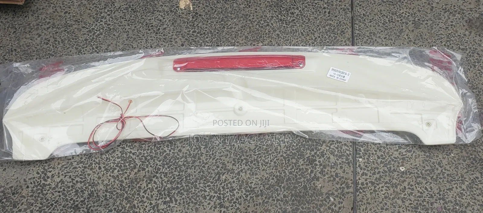 Rear Roof Spoiler With LED Brake Light for Toyota Probox New Model