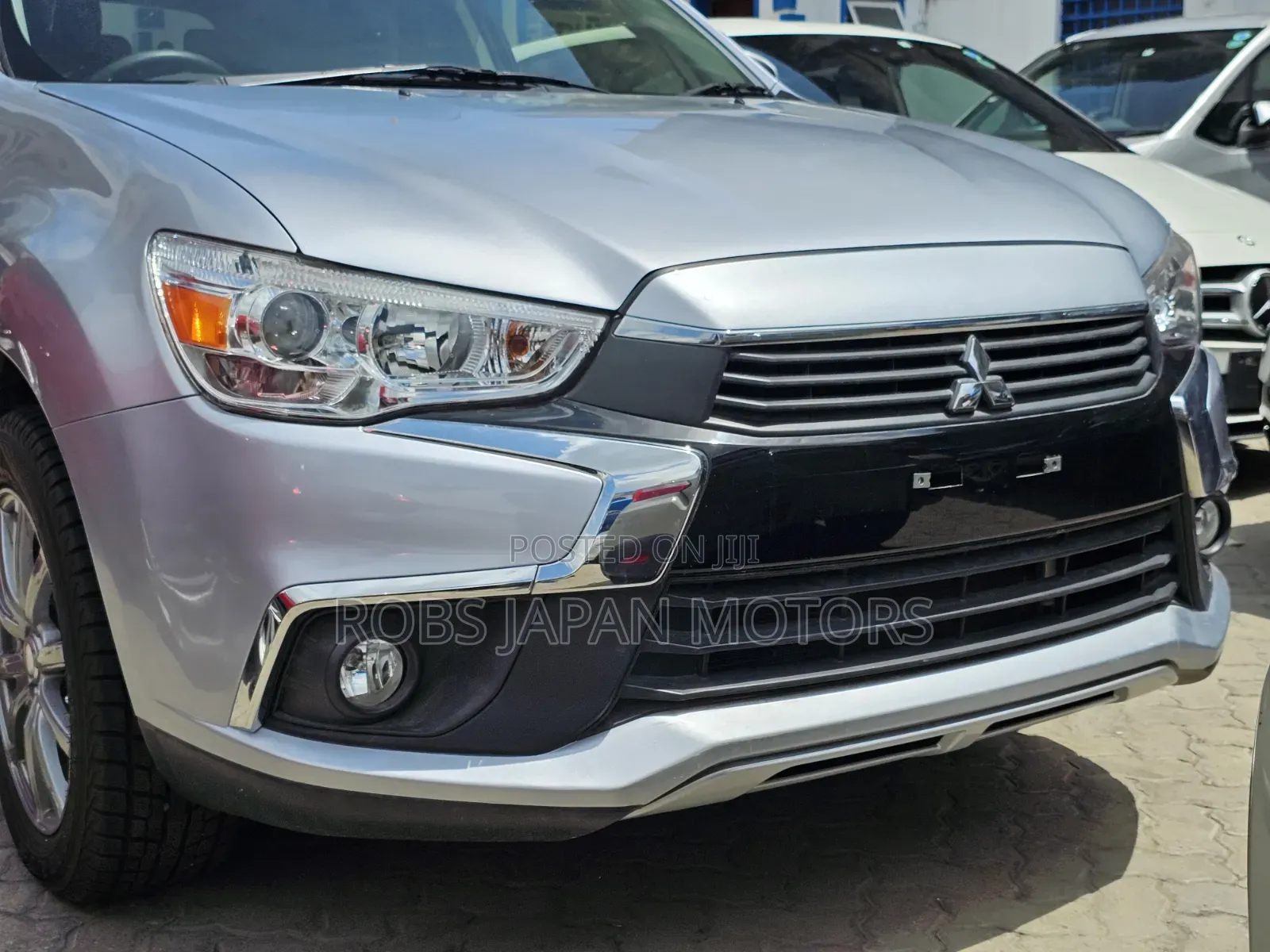 Mitsubishi RVR 2019 Silver