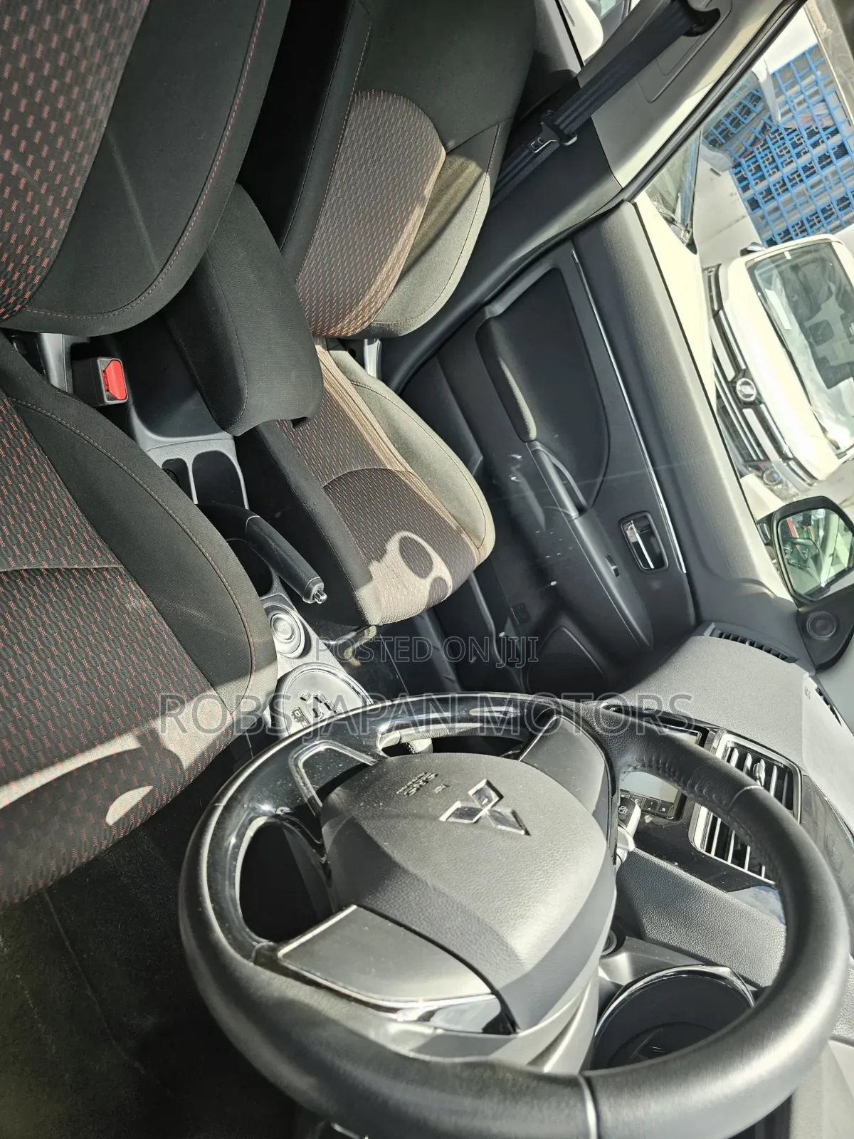 Mitsubishi RVR 2019 Silver