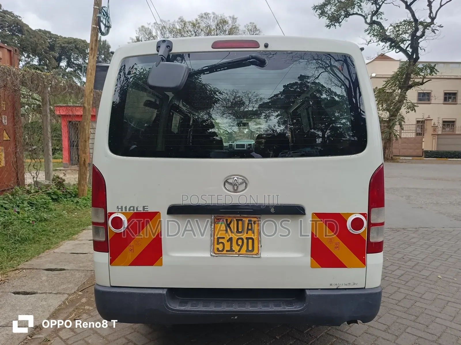 Toyota HiAce 2013 White