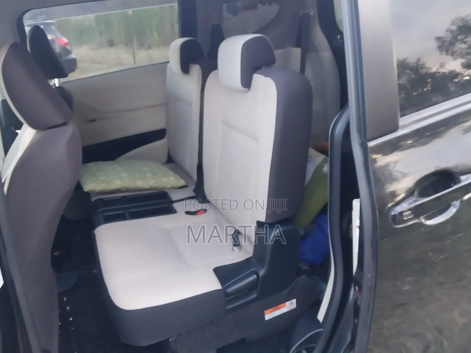 Toyota Sienta 2017 Black