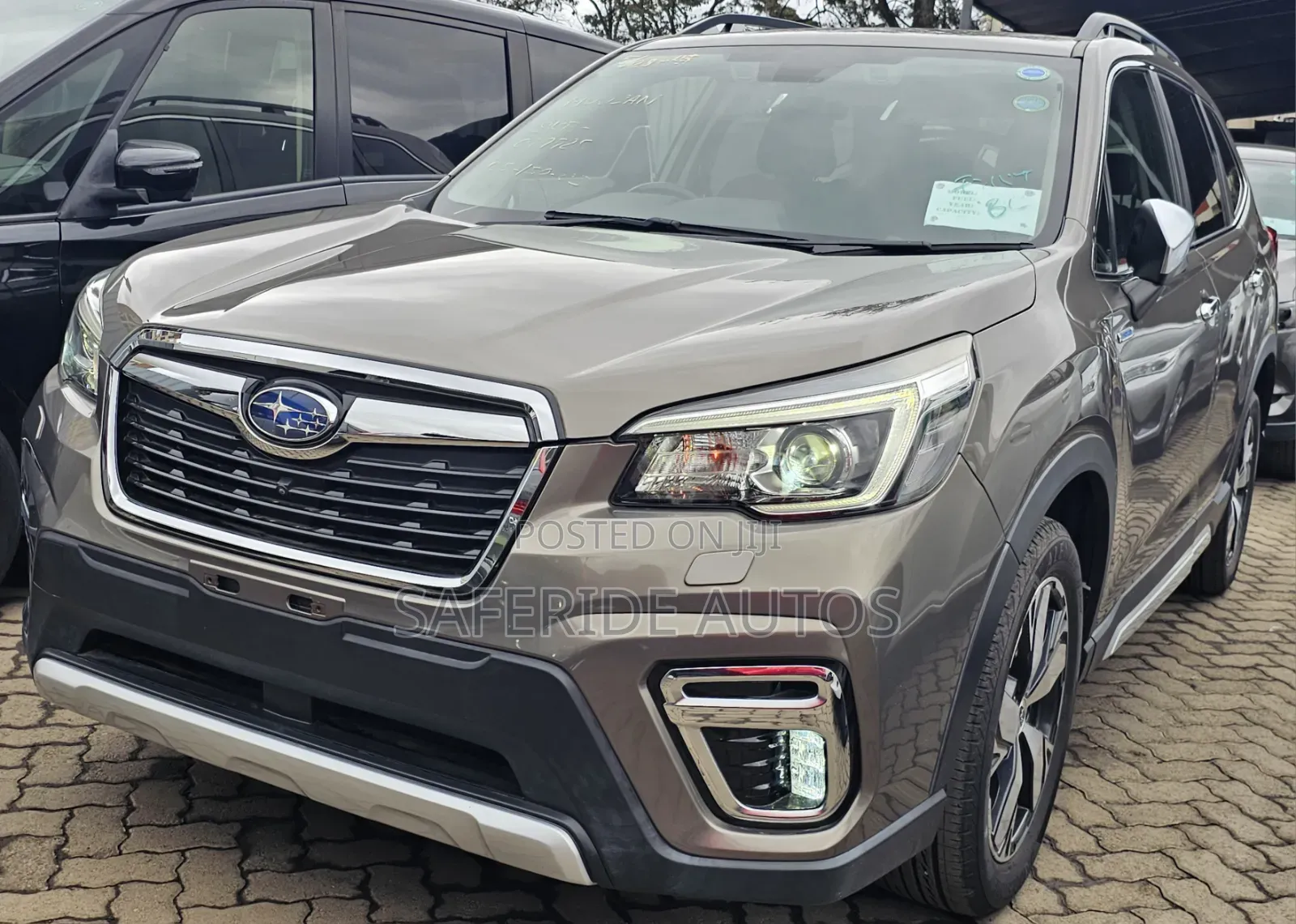 Subaru Forester Premium AWD 2019 Gold
