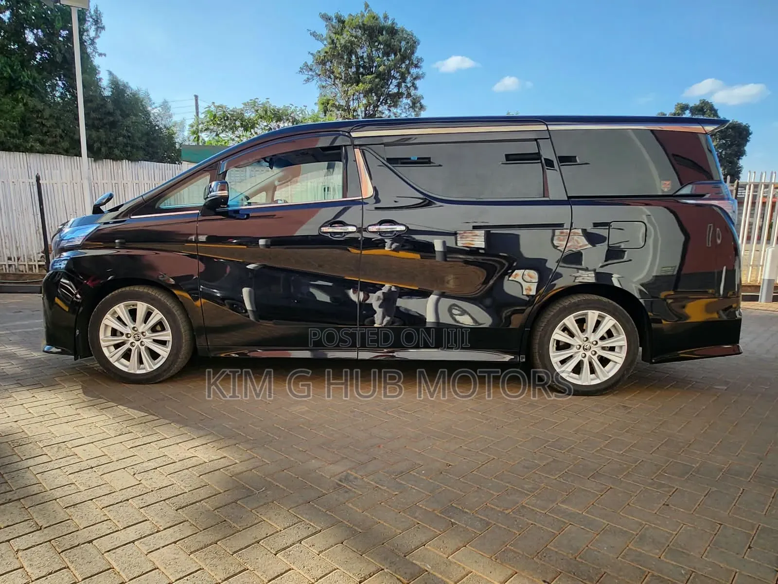 Toyota Vellfire 2018 Black