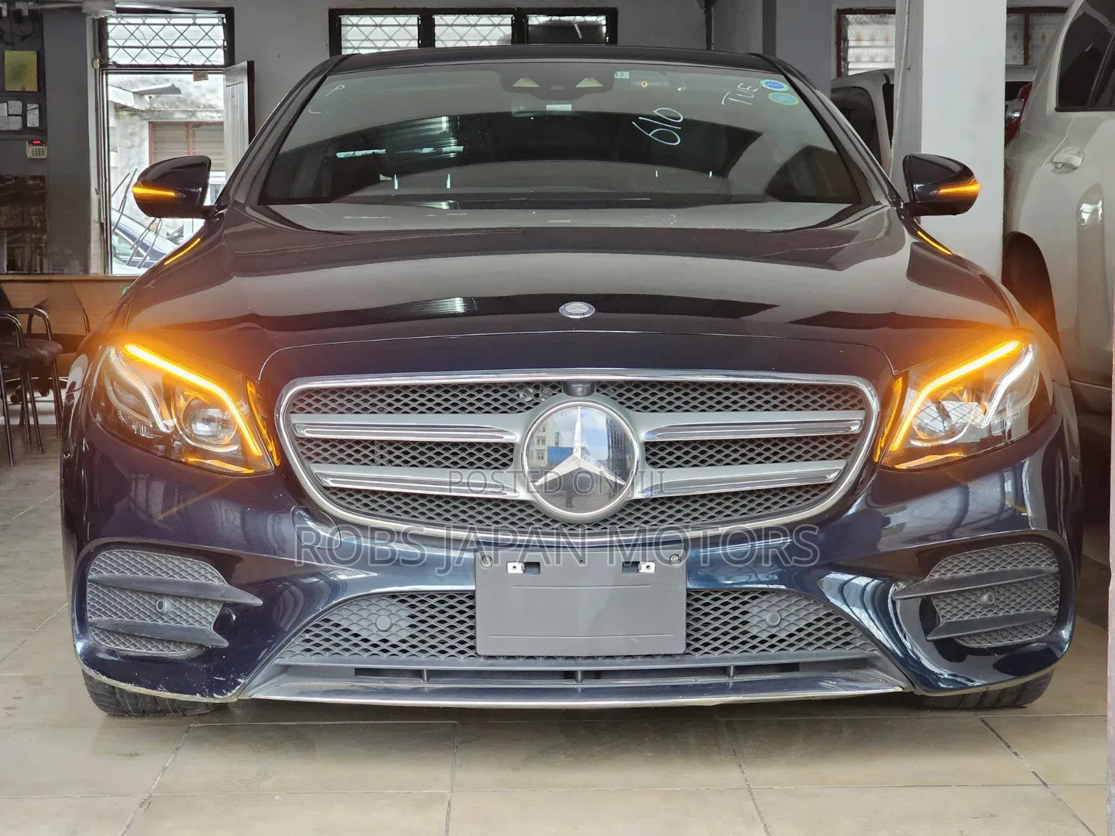 Mercedes-Benz E200 2019 Teal