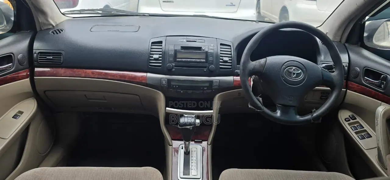 Toyota Premio 2005 White