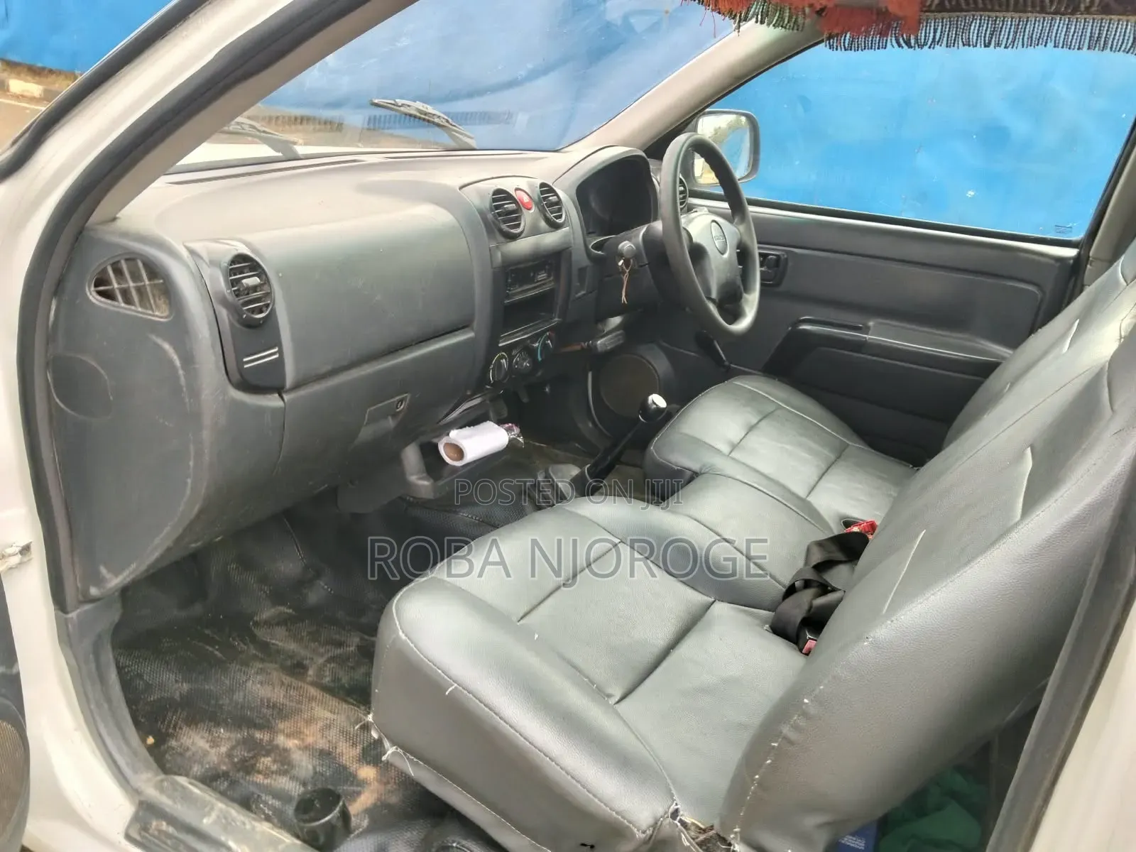 Isuzu D-MAX 2012 White