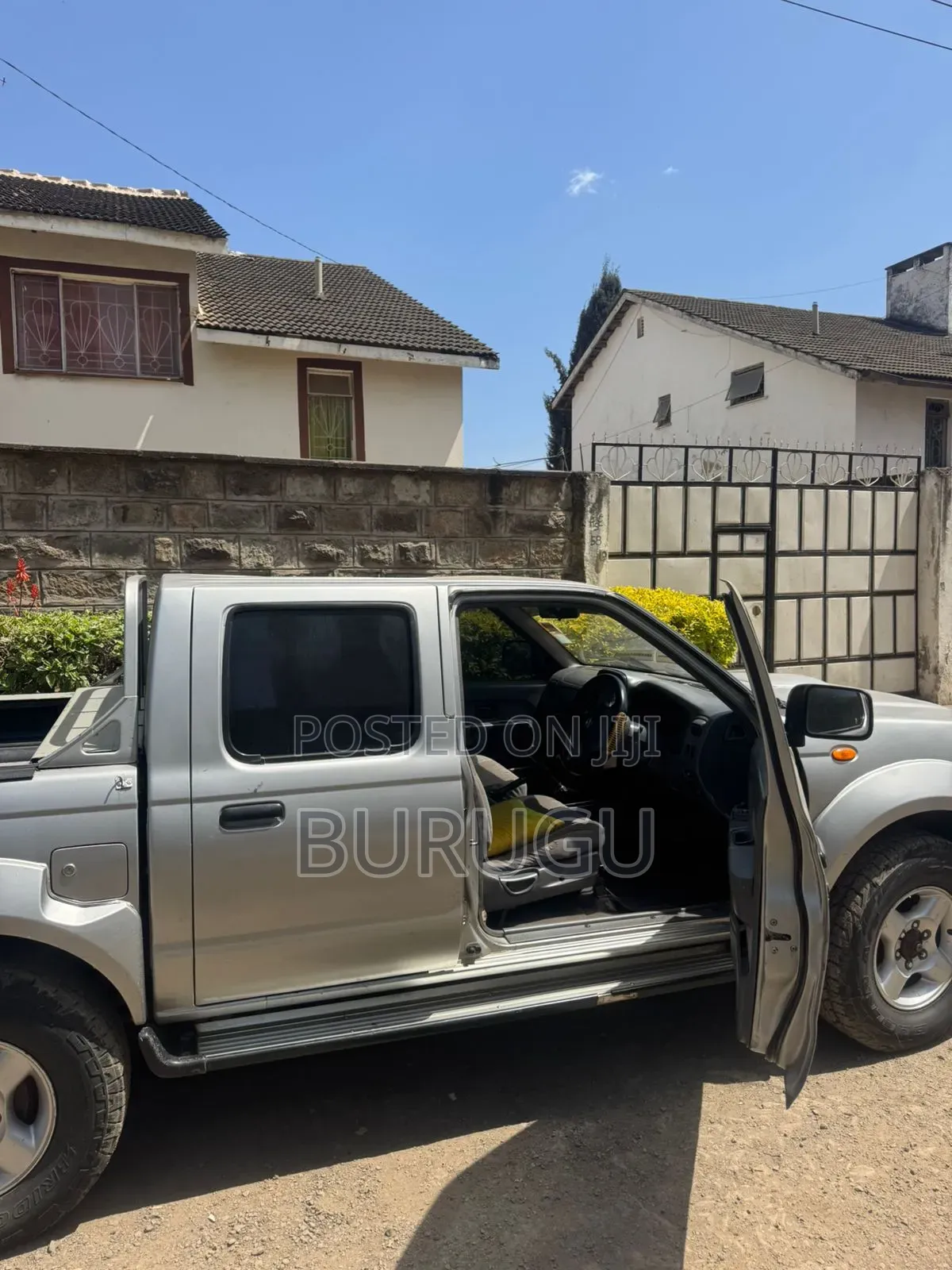 Nissan Navara 2005 Silver
