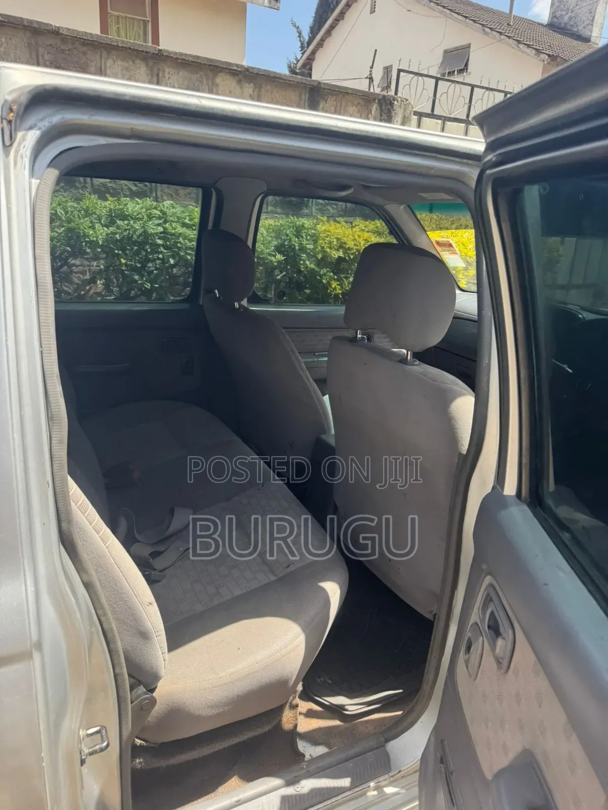 Nissan Navara 2005 Silver