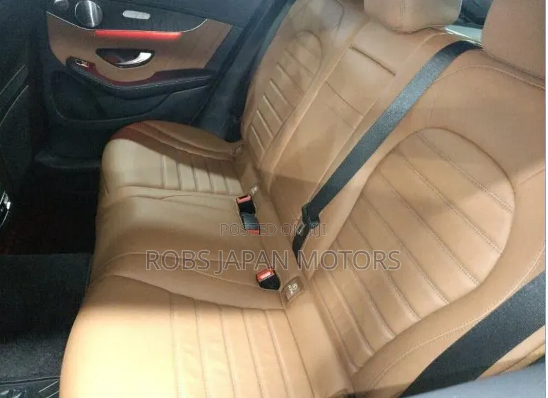 Mercedes-Benz GLC-Class 2020 Off white