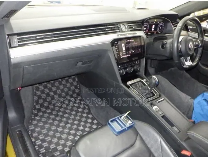 Volkswagen Arteon 2.0T SEL Premium R-Line w/20 AWD 4MOTION 2019 Gold