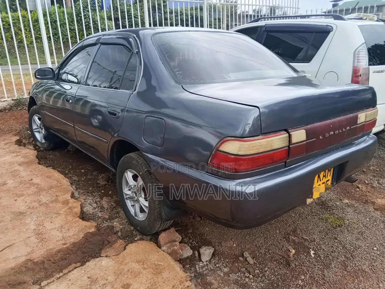 Toyota Corolla 1999 Blue