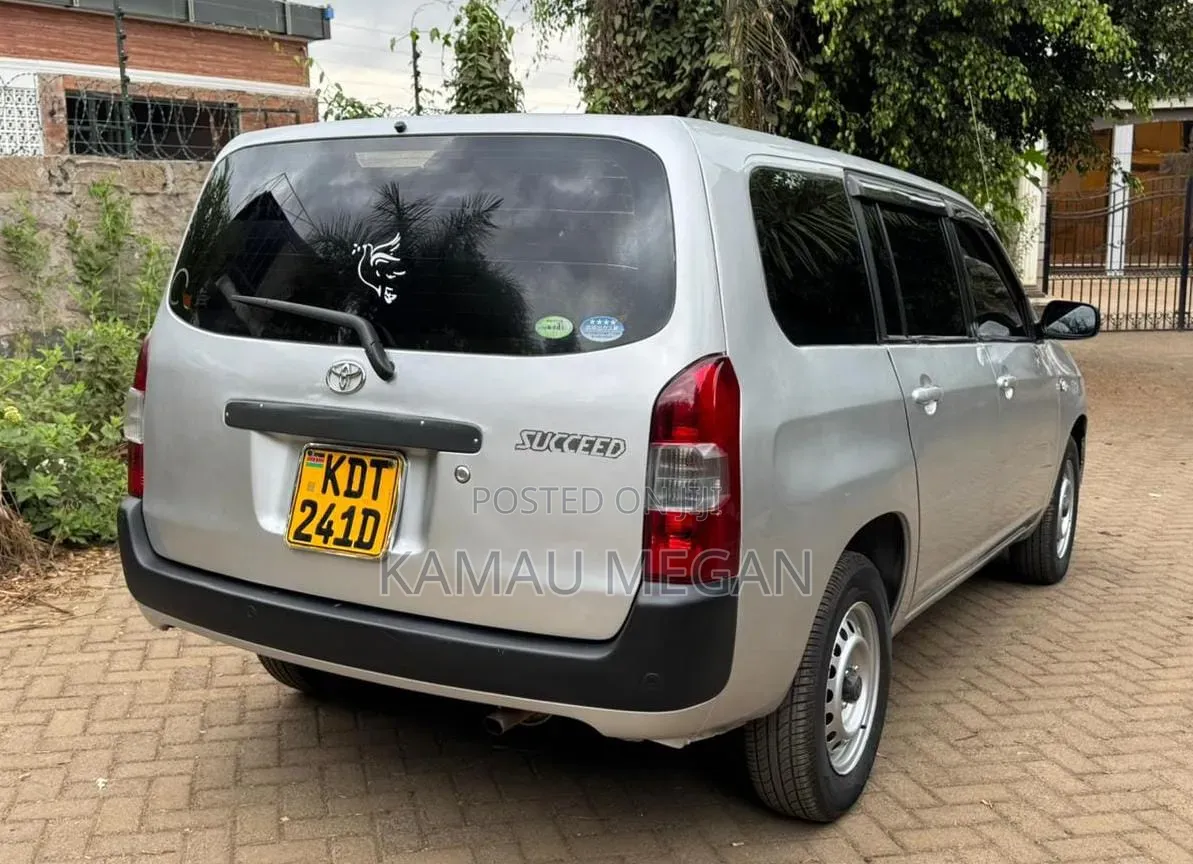 Toyota Succeed 2019 Silver