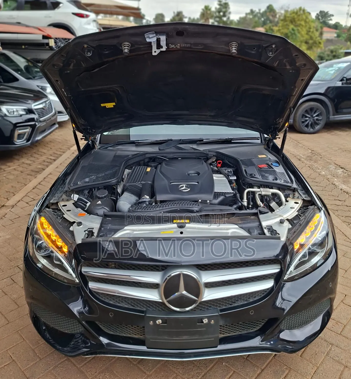 Mercedes-Benz C180 2016 Black