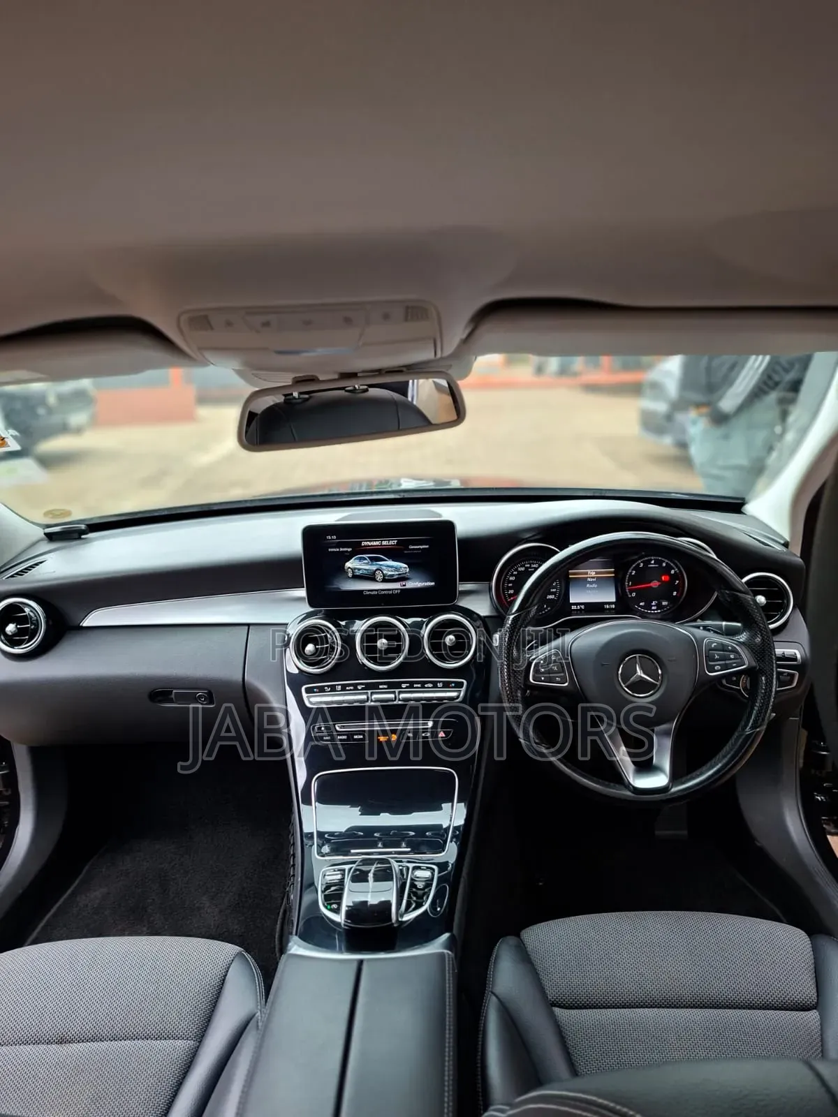 Mercedes-Benz C180 2016 Black
