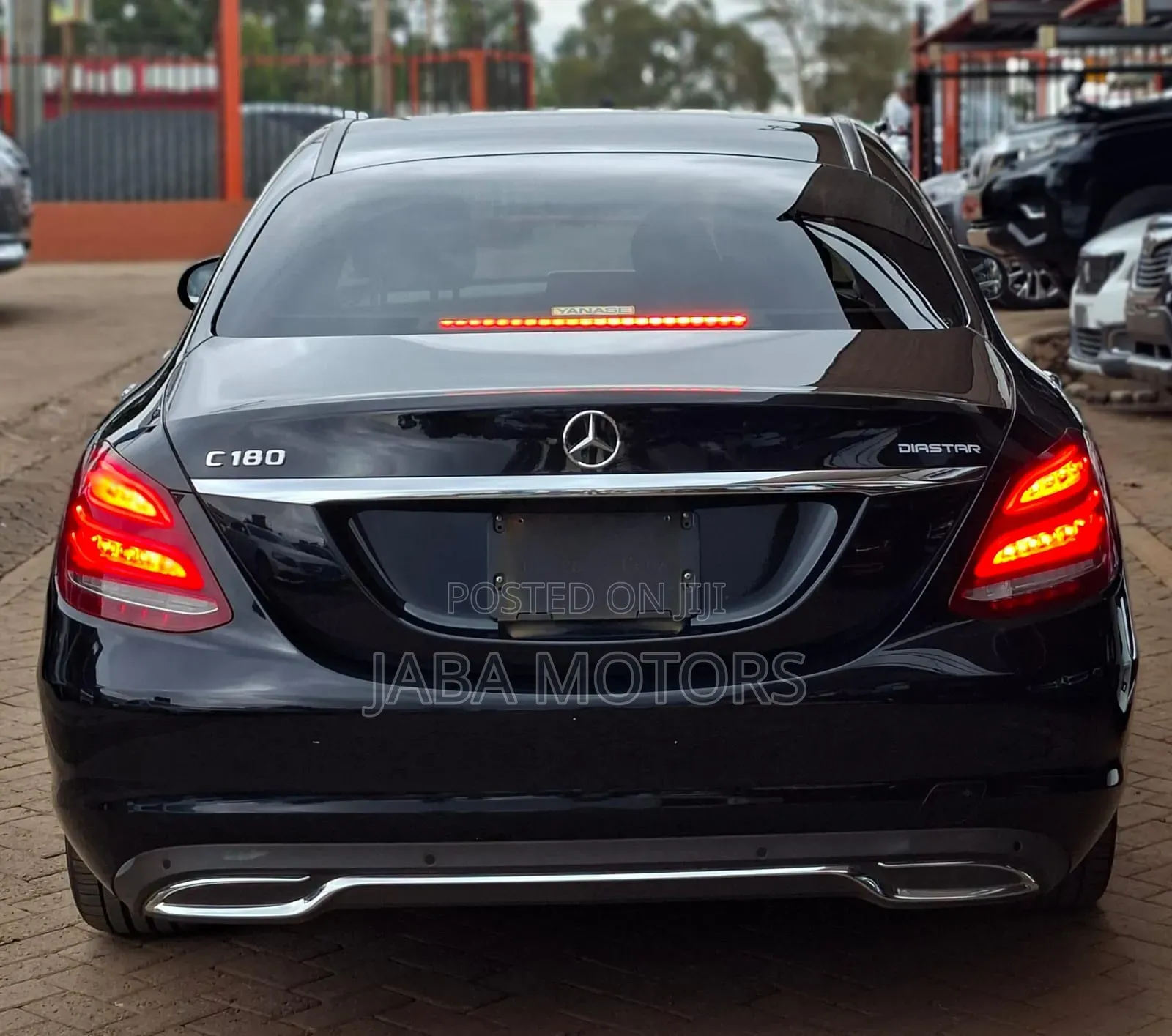 Mercedes-Benz C180 2016 Black