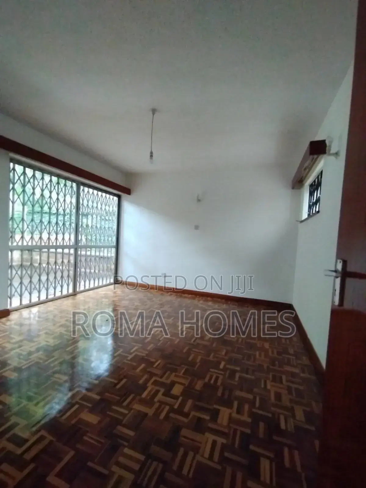 4bdrm Bungalow in Lavington, Muthangari for rent