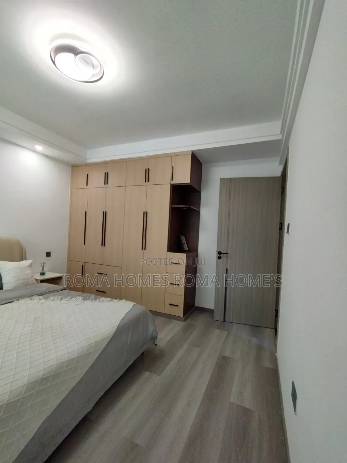 2bdrm Apartment in Lavington, Valley Arcade for sale