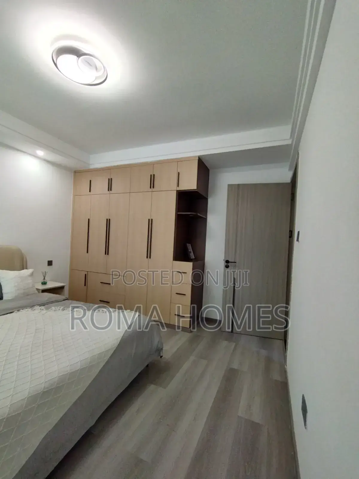 2bdrm Apartment in Lavington, Valley Arcade for sale