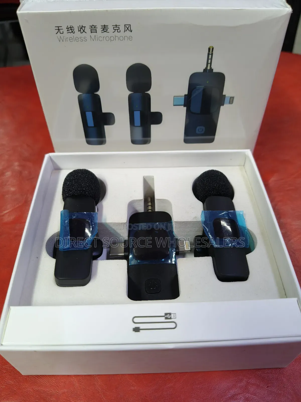 K15 Wireless Lapel Microphone – Clear Sound & Noise Reduction