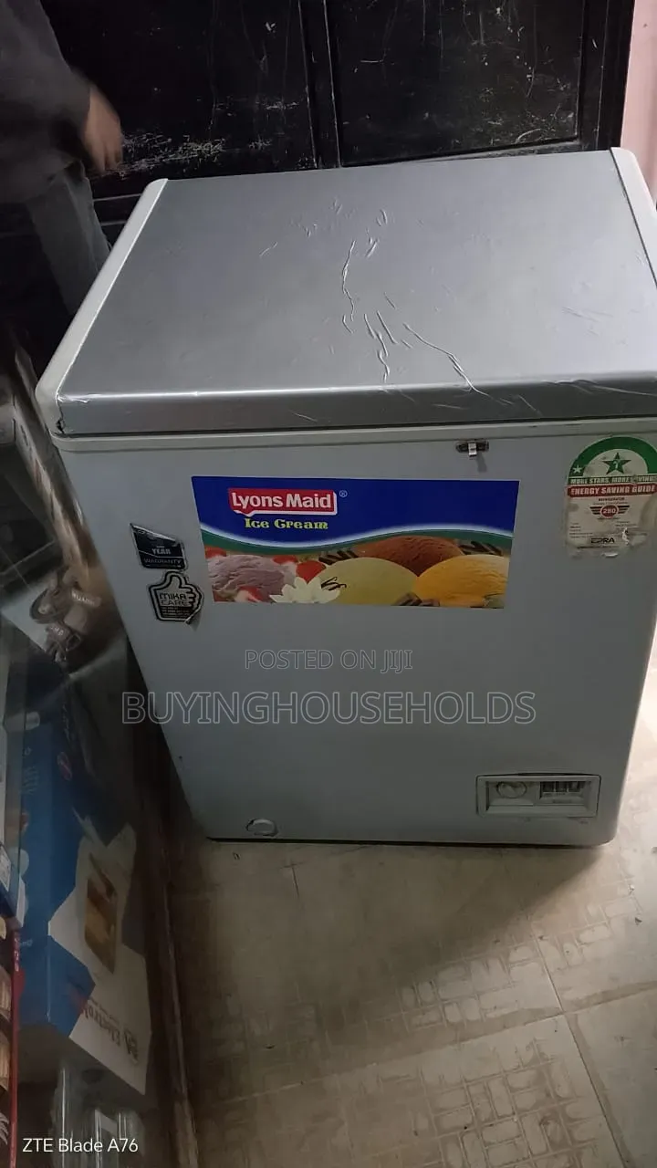Mika 110L.Chest Freezer