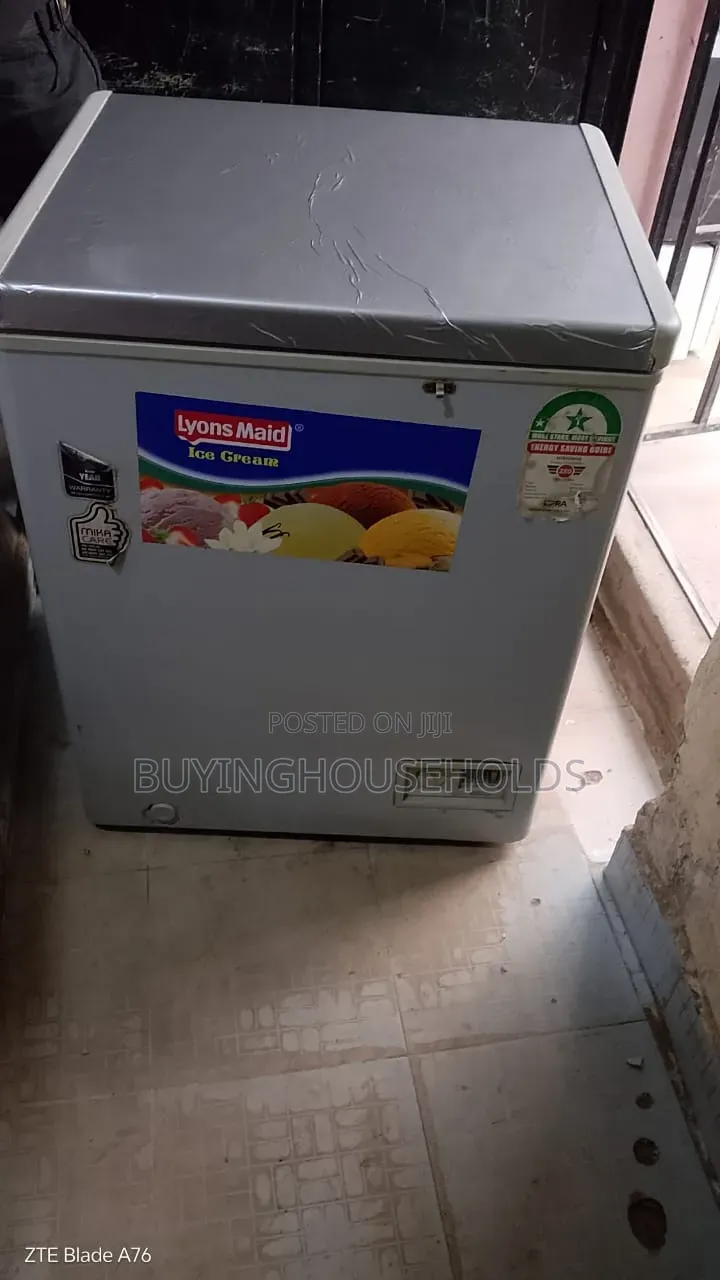 Mika 110L.Chest Freezer