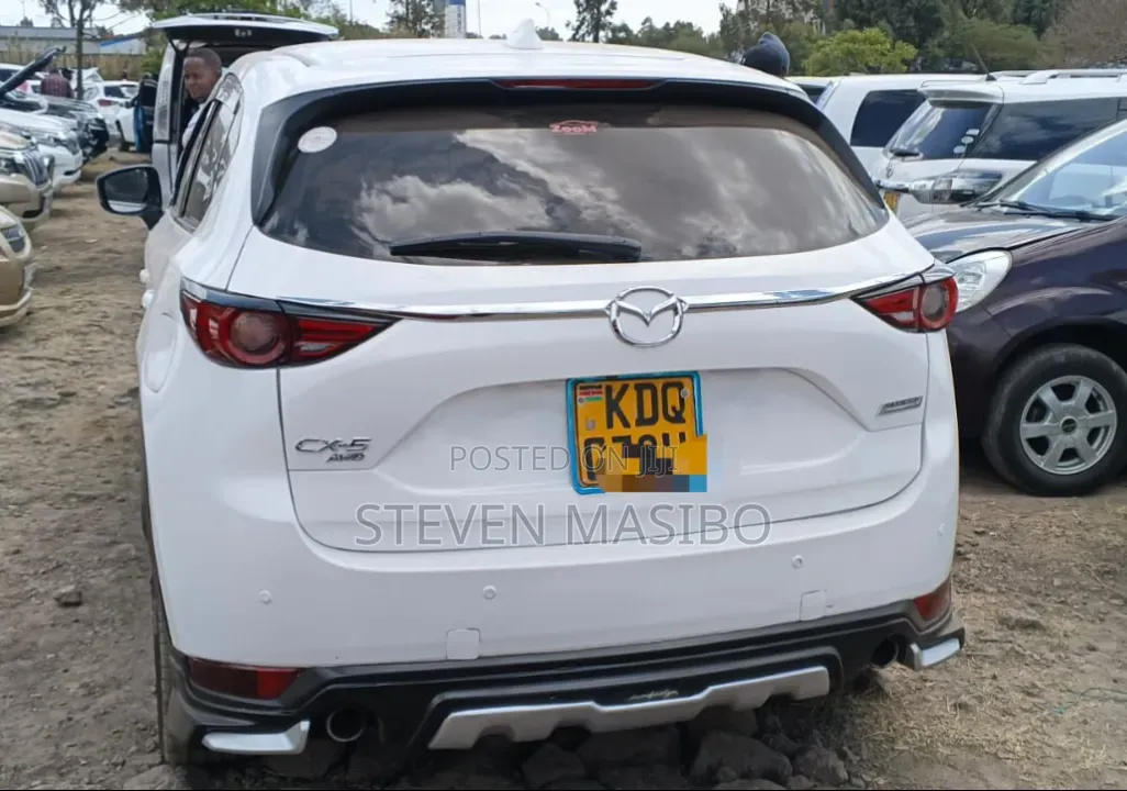 Mazda CX-5 Touring AWD 2017 White