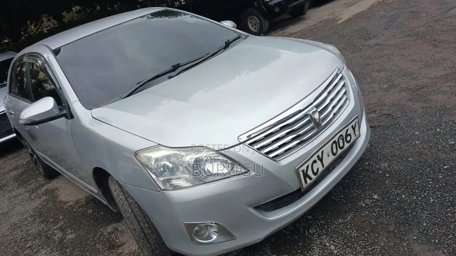 Toyota Premio 2013 Silver