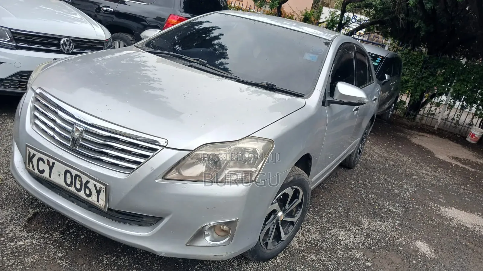 Toyota Premio 2013 Silver
