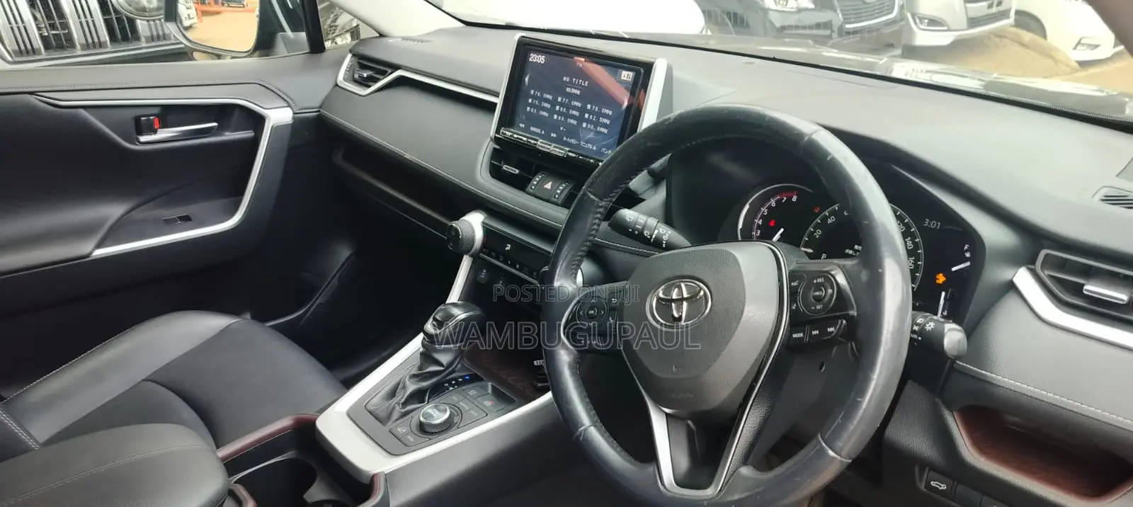 Toyota RAV4 XLE Premium FWD 2019 Gray
