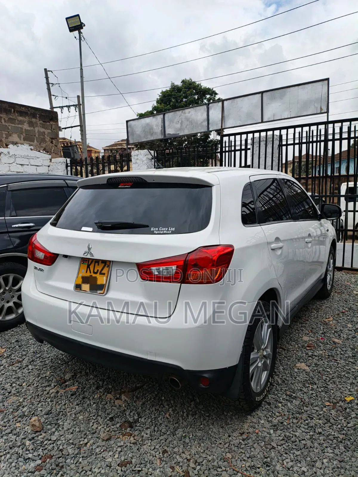 Mitsubishi RVR 2.0 2012 White