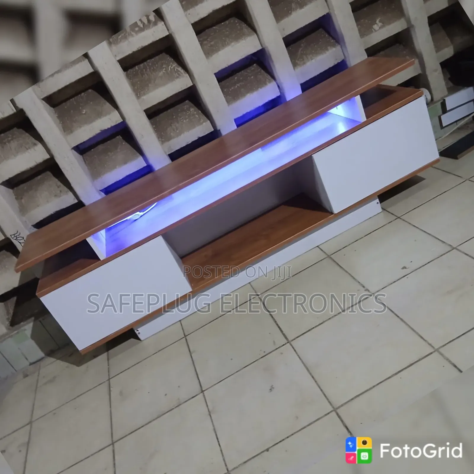 5FT TV Stand – Modern & Stylish Entertainment Unit