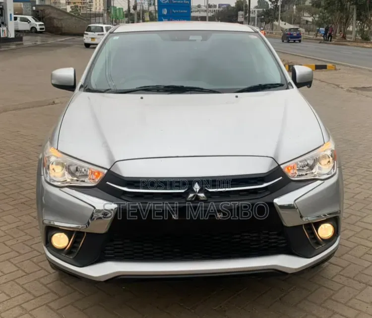 Mitsubishi RVR 2019 Silver