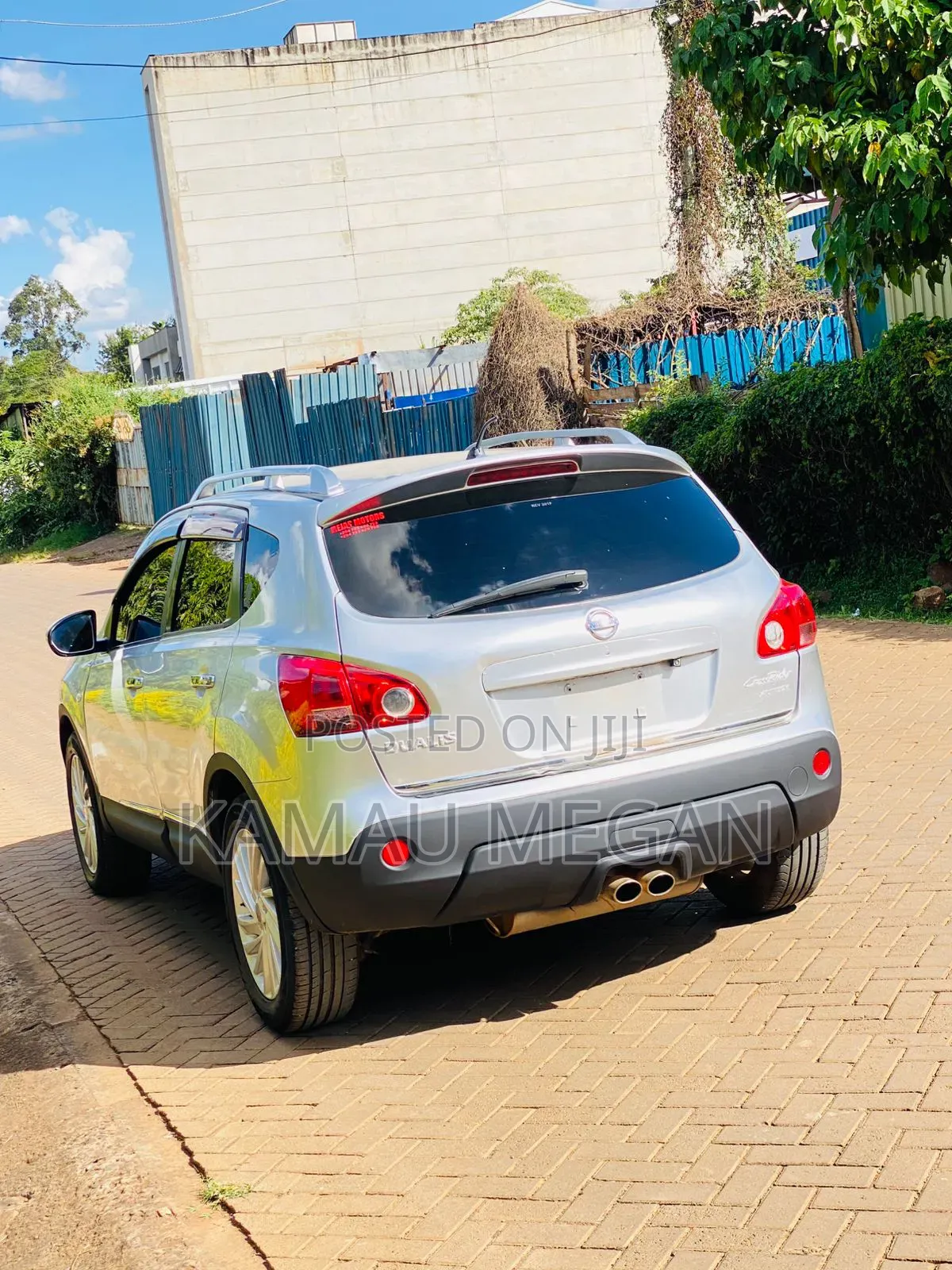 Nissan Dualis 2012 Black