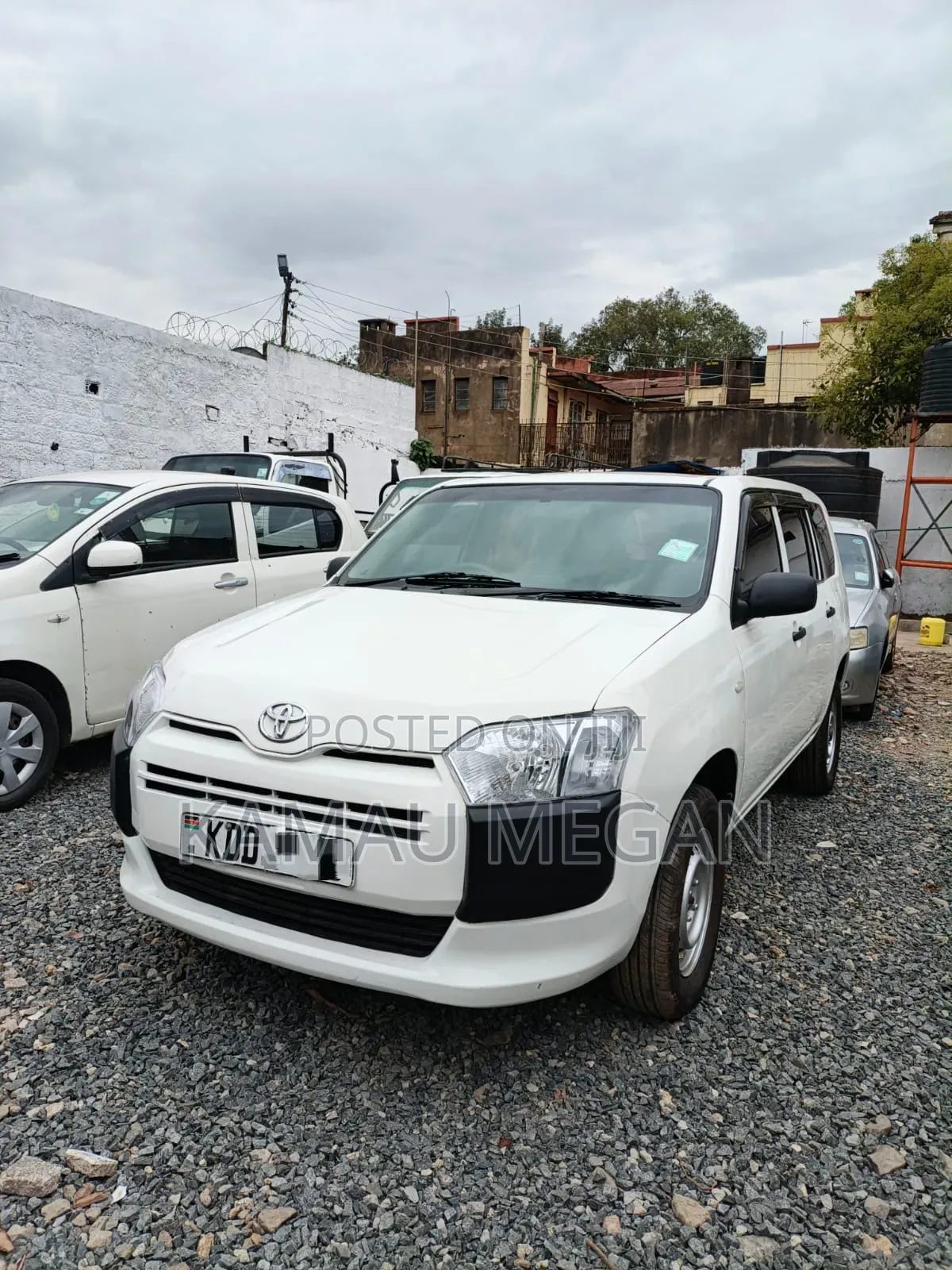Toyota Probox 2014 Off white