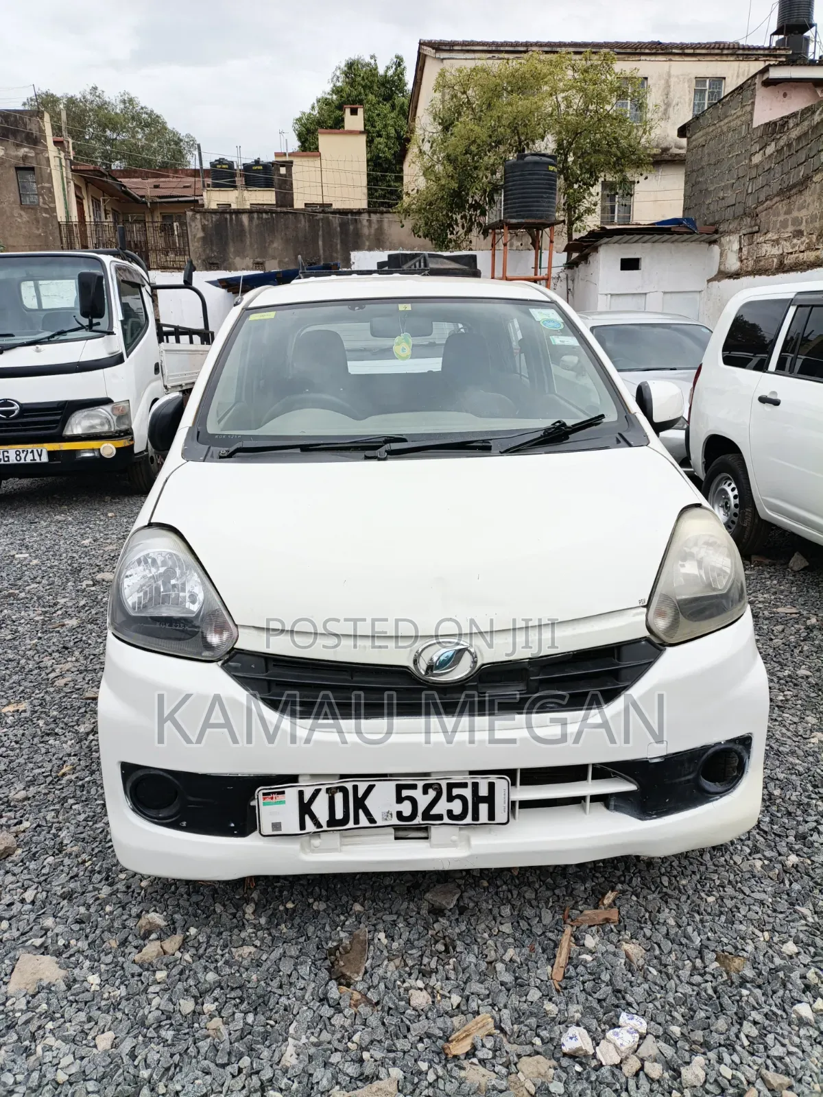 Daihatsu Mira 2015 White