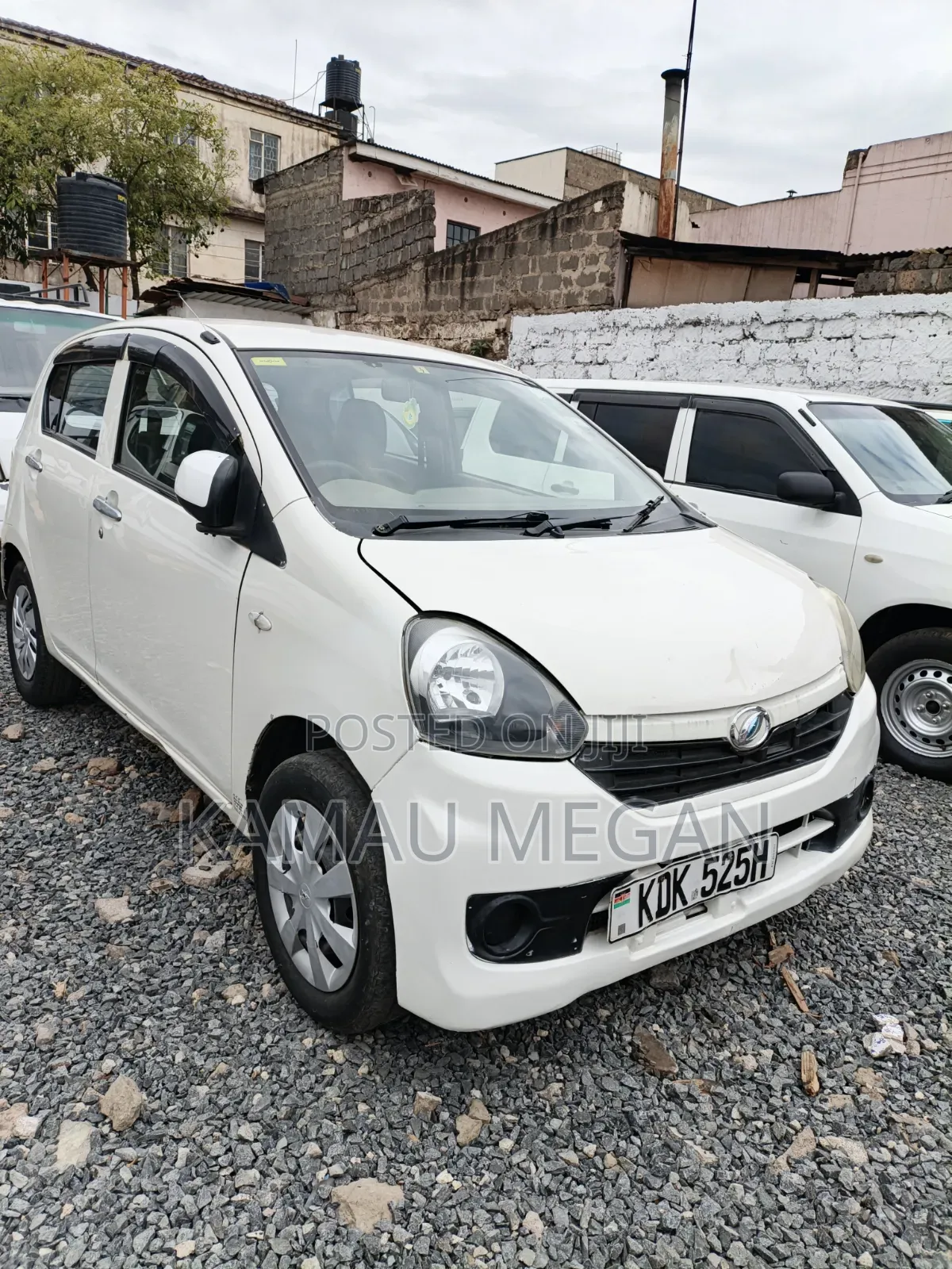 Daihatsu Mira 2015 White