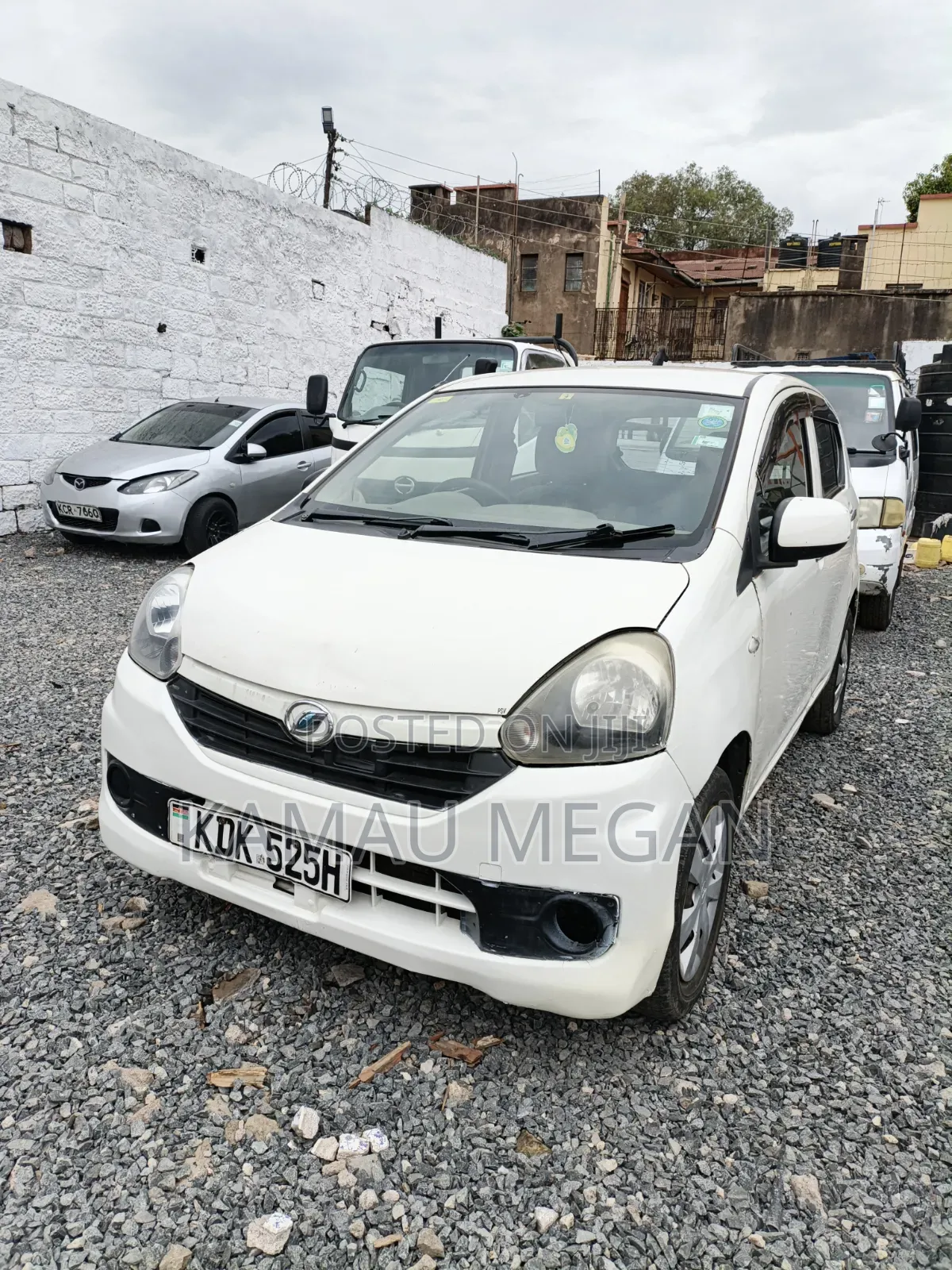Daihatsu Mira 2015 White