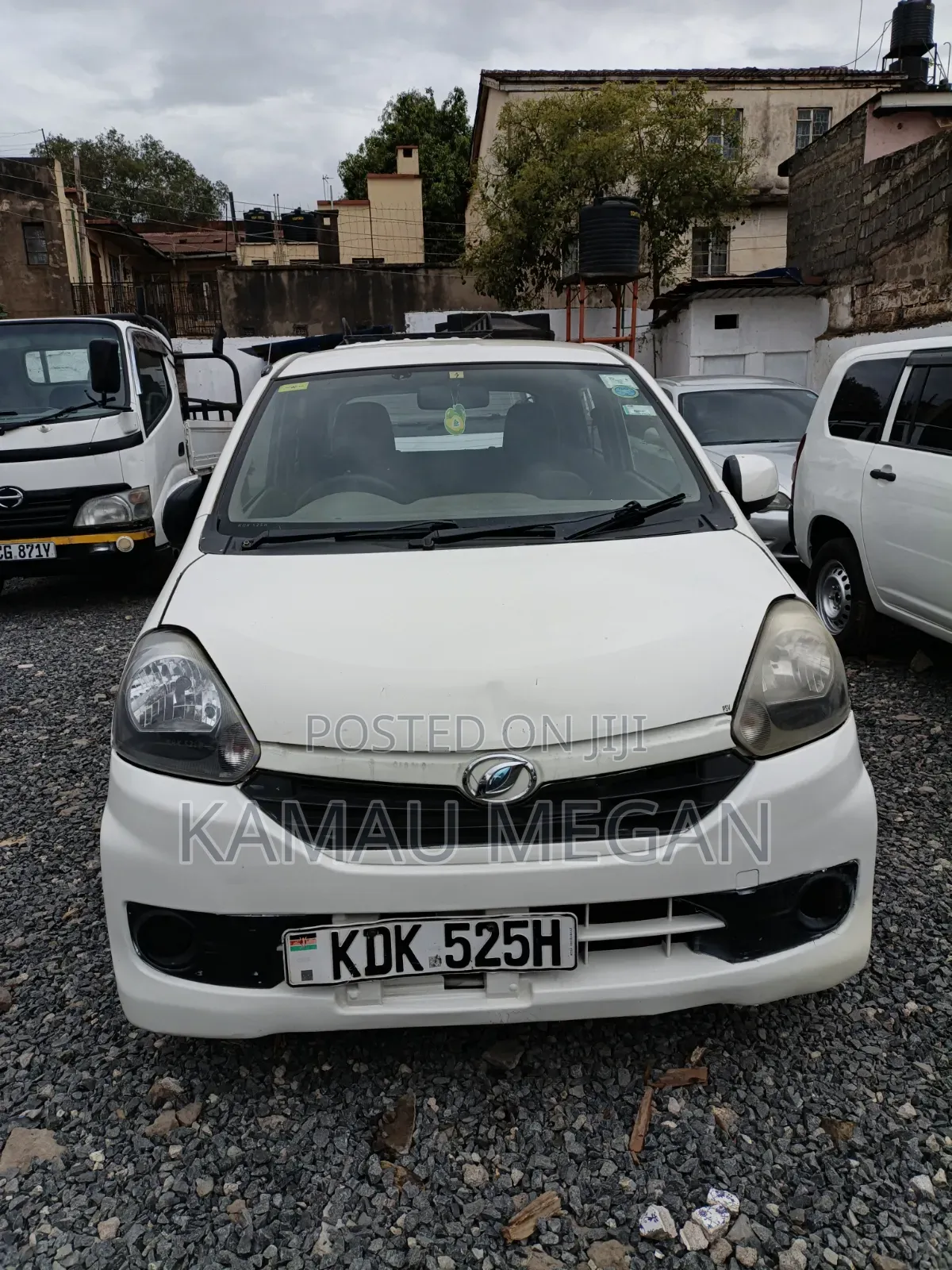 Daihatsu Mira 2015 White